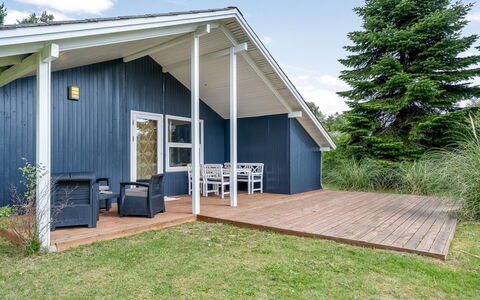 Aleth - 800M from the Sea: Roof, House, Home, Cottage, Door, Siding, Deck, Porch, Plank, Hardwood