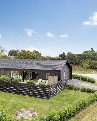 Sigrun - 300M from the Sea