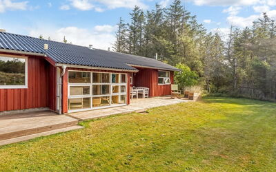 Ingobert - 600M from the Sea