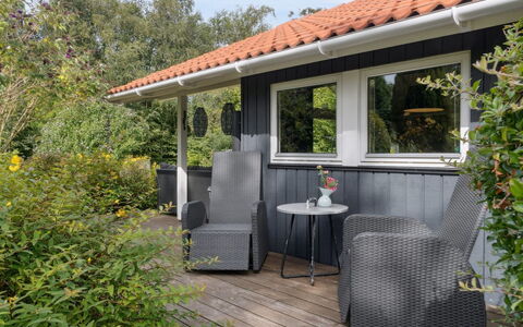 Emelita - 175M from the Sea: Residential Area, Shrub, House, Home, Garden, Estate, Shade, Landscaping, Lawn