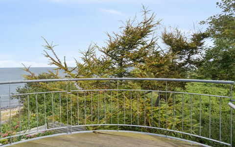 Dzavid - 50M from the Sea: Apartment, Condominium, Estate, Balcony, Villa, Hotel