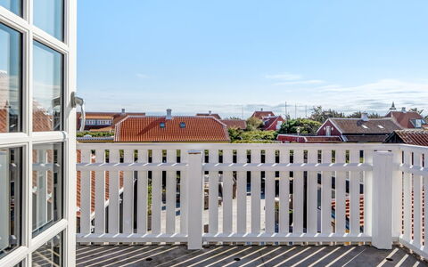 Albine - 150M from the Sea: Wood, Composite Material, Apartment, Balcony, Handrail, Baluster, Deck, Wood Stain, Stairs, Hardwood