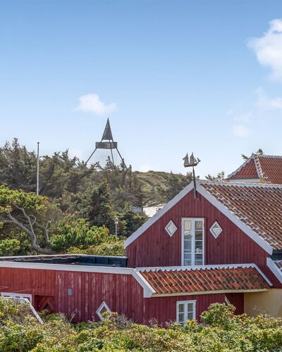 Albine - 150M from the Sea