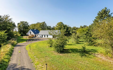 Wolter - 1.7Km from the Sea: Tree, Grass, Home, Shrub, House, Cottage, Rural Area, Plain, Roof