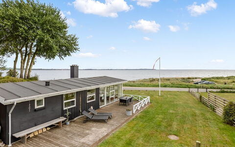 Teodosija - 20M from the Sea: Roof, House, Home, Cottage, Door, Siding, Deck, Porch, Plank, Hardwood