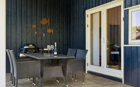 Hawarth - 275M from the Sea: Apartment, Condominium, Estate, Balcony, Villa, Hotel