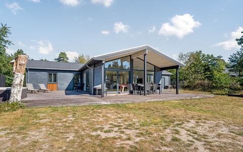 Milda - 100M from the Sea: House, Roof, Home, Cottage, Shrub, Groundcover, Estate, Farmhouse, Siding, Garden Buildings