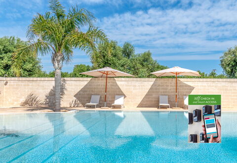 Masseria Lamagrotte: Swimming Pool, Composite Material, Resort, Leisure, Outdoor Furniture, Shade, Leisure Centre, Umbrella, Eco Hotel, Hotel