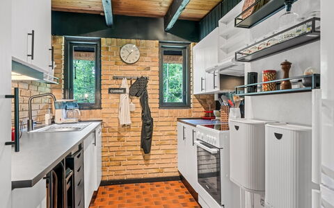 Karmen - 1Km from the Sea: Kitchen, Wood, Major Appliance, Countertop, Kitchen Appliance, Interior Design, Cabinetry, Flooring, Furniture, Kitchen Stove