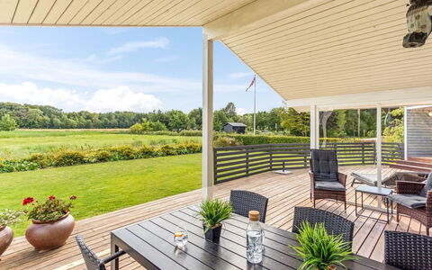 Eisa - 75M from the Sea: Wood, Porch, Land Lot, Furniture, Deck, Home, Shade, Outdoor Furniture, Hardwood, Chair