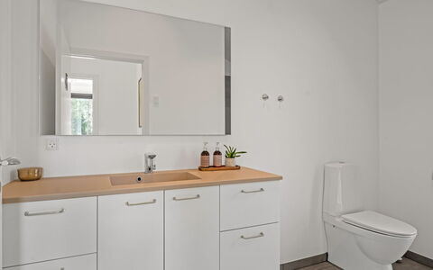 Berta - 2Km from the Sea: Bathroom Sink, Flooring, Plumbing Fixture, Floor, Bathroom, Interior Design, Sink, Bathroom Cabinet, Cabinetry, Mirror