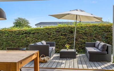 Hubertina - 75M from the Sea