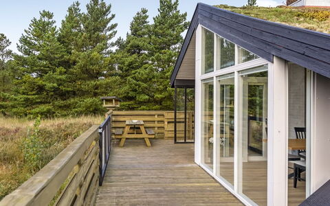 Tole - 2Km from the Sea: Wood, Home, Porch, Hardwood, Plank, Door, Cottage, Deck, Siding, Wood Stain