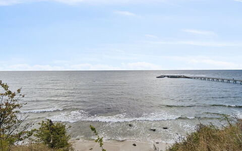 Joon - 100M from the Sea: Sky, Water, Water Resources, Body Of Water, Horizon, Coast, Coastal And Oceanic Landforms, Sea, Cloud