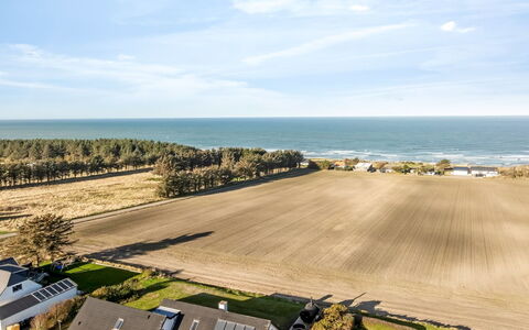 Elida - 400M from the Sea: Horizon, Landscape, Coast, Land Lot, Plain, Sea, Coastal And Oceanic Landforms, Ocean, Field, Shore