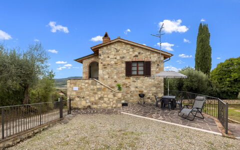 Oliveto del Cantarello: Cottage, Door, Farmhouse, Stone Wall, Yard, Villa, Fence