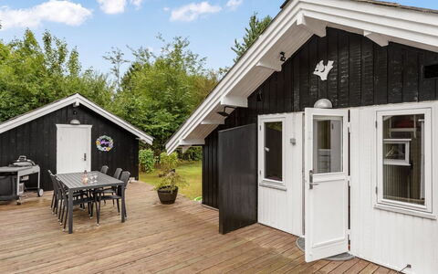 Madita - 30Km from the Sea: Roof, House, Home, Cottage, Door, Siding, Deck, Porch, Plank, Hardwood