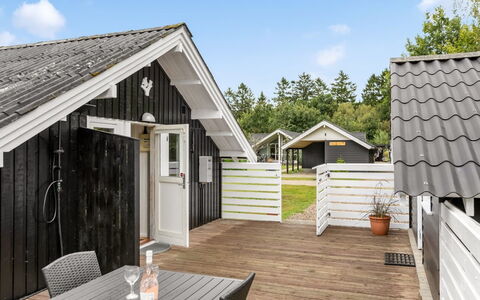 Madita - 30Km from the Sea: Roof, House, Home, Cottage, Door, Siding, Deck, Porch, Plank, Hardwood