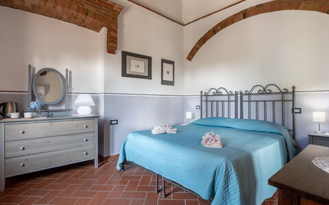 Maria Gabriella Holiday Home In Monticchiello: Furniture, Interior Design, Ceiling, Room, Bedroom, Bed, Linens, Bed Frame, Bedding, Chair