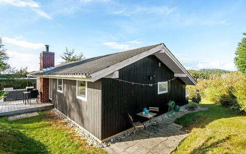 Eggertsine - 1.2Km from the Sea: Wood, Home, Porch, Deck, Hardwood, Roof, Wood Stain, Wood Flooring, Eco Hotel