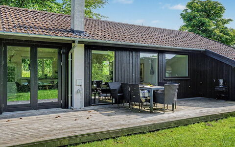 Litle - 30M from the Sea: Blue, Cottage, House, Home, Farmhouse, Estate, Siding