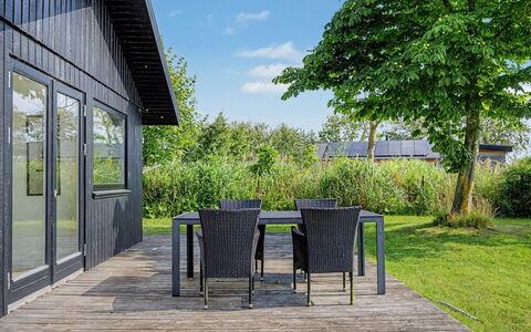 Litle - 30M from the Sea: Blue, Cottage, House, Home, Farmhouse, Estate, Siding
