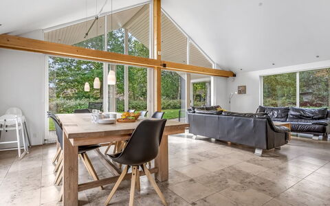 Talitha - 40M from the Sea: Flooring, Wood, Interior Design, Ceiling, Furniture, Floor, Couch, Living Room, Wood Flooring, Kitchen & Dining Room Table