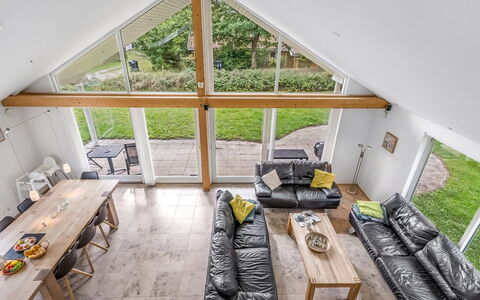 Talitha - 40M from the Sea: Wood, Ceiling, Home, Cottage, Hardwood, Living Room, Wood Flooring, Estate, Wood Stain