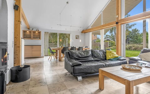Talitha - 40M from the Sea: Flooring, Wood, Interior Design, Ceiling, Floor, Couch, Living Room, Furniture, Wood Flooring, Hardwood