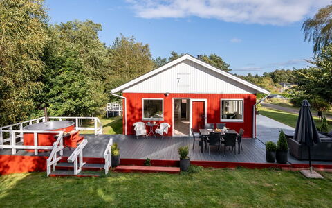 Winder - 925M from the Sea: Wood, Home, Porch, Deck, Hardwood, Roof, Wood Stain, Wood Flooring, Eco Hotel
