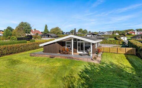 Quanna - 450M from the Sea: Cottage, Backyard, Yard, Garden Buildings, Shed, Siding, Outdoor Furniture, Log Cabin, Outdoor Structure, Shack