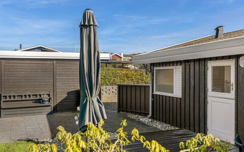 Quanna - 450M from the Sea: Cottage, Backyard, Yard, Garden Buildings, Shed, Siding, Outdoor Furniture, Log Cabin, Outdoor Structure, Shack
