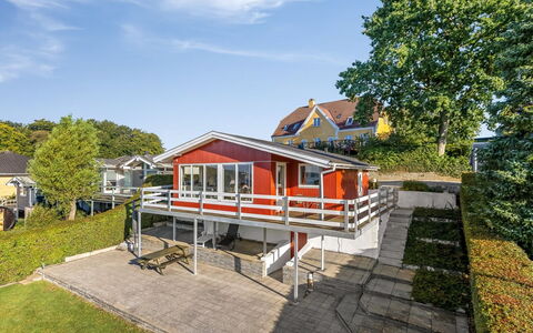 Senni - 800M from the Sea