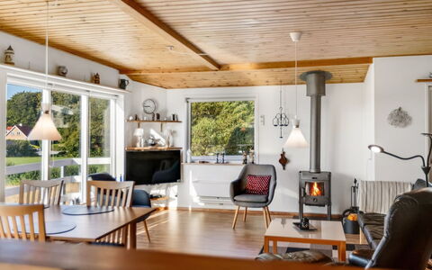 Senni - 800M from the Sea: Grass, Grassland, Land Lot, Cottage, Rural Area, Meadow, Garden Buildings, Garden, Shed