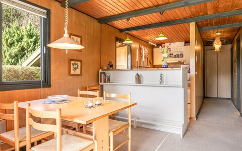 Aron - 30Km from the Sea: Wood, Interior Design, Ceiling, Furniture, Flooring, Floor, Kitchen & Dining Room Table, Room, Kitchen, Wood Stain
