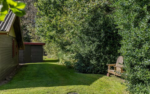 Aron - 30Km from the Sea: Shrub, Garden, Cottage, Groundcover, Lawn, Backyard, Garden Buildings, Yard, Shade, Shed