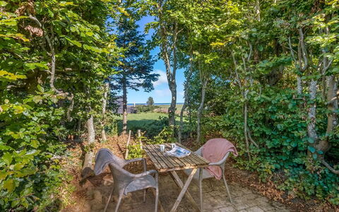 Leani - 150M from the Sea: Grass, Grassland, Land Lot, Cottage, Rural Area, Meadow, Garden Buildings, Garden, Shed