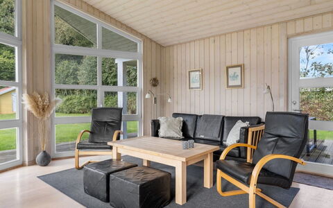 Solja - 85M from the Sea: Grass, Grassland, Land Lot, Cottage, Rural Area, Meadow, Garden Buildings, Garden, Shed