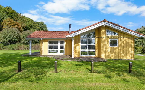 Solja - 85M from the Sea: Grass, Grassland, Land Lot, Cottage, Rural Area, Meadow, Garden Buildings, Garden, Shed