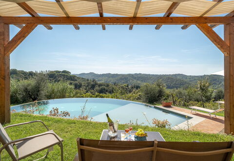 Villa Costa Al Bagno: Hill, Outdoor Furniture, Shade, Mountain Range, Eco Hotel, Garden, Valley, Ridge, Landscaping, Swimming Pool