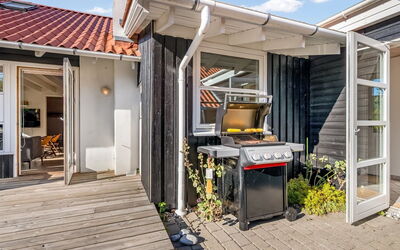 Tede - 1Km from the Sea