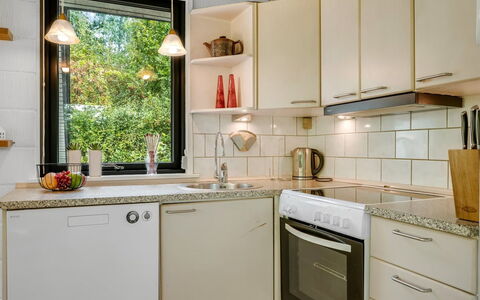 Velika - 300M to the Fjord: Kitchen Appliance, Kitchen, Countertop, Major Appliance, Interior Design, Cabinetry, Home Appliance, Kitchen Stove, Kitchen Sink, Flooring