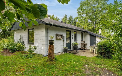 Velika - 300M to the Fjord: Grass, Grassland, Land Lot, Cottage, Rural Area, Meadow, Garden Buildings, Garden, Shed
