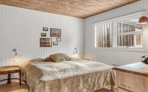 Ingamaj - 4Km from the Sea: Wood, Ceiling, Interior Design, Flooring, Bedroom, Floor, Wood Flooring, Bed, Home, Furniture