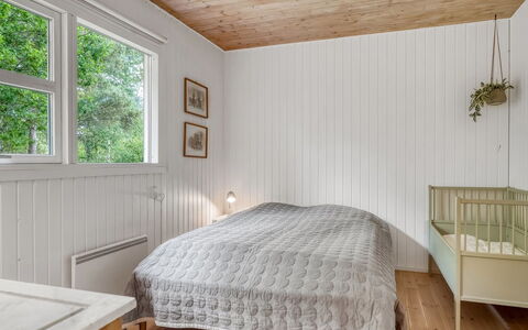 Ingamaj - 4Km from the Sea: Wood, Flooring, Bedroom, Interior Design, Floor, Ceiling, Bed, Bedding, Bed Sheet, Furniture
