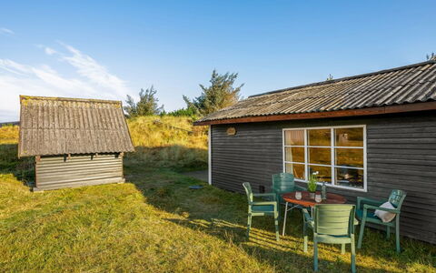 Acucena - 500M from the Sea: Cottage, Backyard, Yard, Garden Buildings, Shed, Siding, Outdoor Furniture, Log Cabin, Outdoor Structure, Shack
