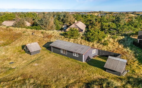 Acucena - 500M from the Sea: Cottage, Backyard, Yard, Garden Buildings, Shed, Siding, Outdoor Furniture, Log Cabin, Outdoor Structure, Shack