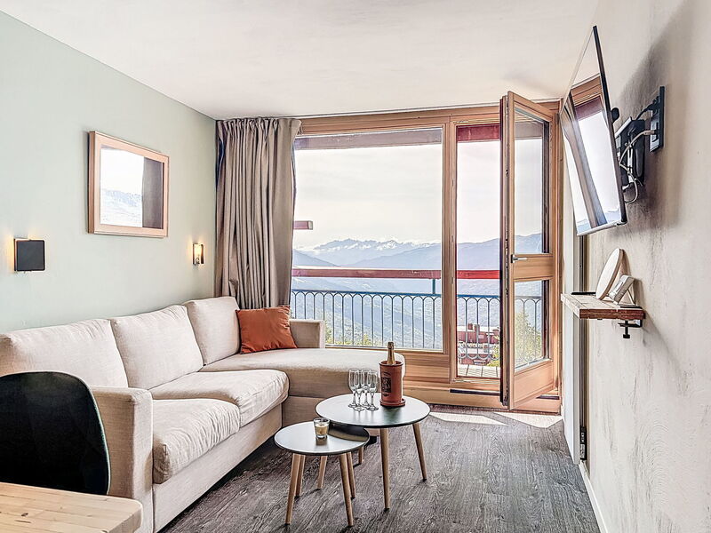 Accommodation:&nbsp;La Nova 251.1