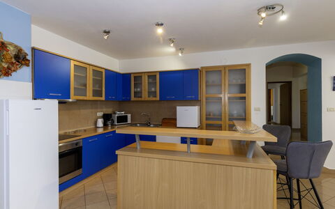 Meri: Furniture, Flooring, Wood, Interior Design, Floor, Cabinetry, Ceiling, Countertop, Kitchen, Lighting