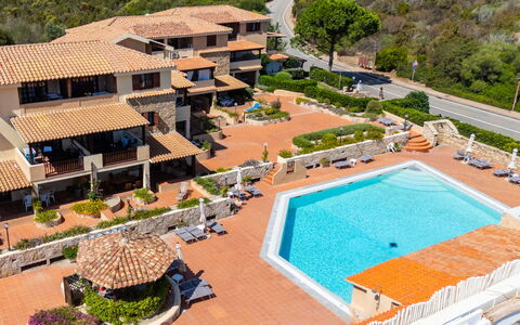 Bouganville: Resort, Swimming Pool, Apartment, Estate, Coast, Hotel, Eco Hotel, Resort Town, Seaside Resort, Villa